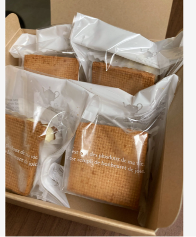 Lagom Sweets Laboの塩レーズンバターサンド(4個入り～)