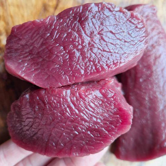 メツゲライサカモトの山の恵み 寝かし鹿肉もも 300g~